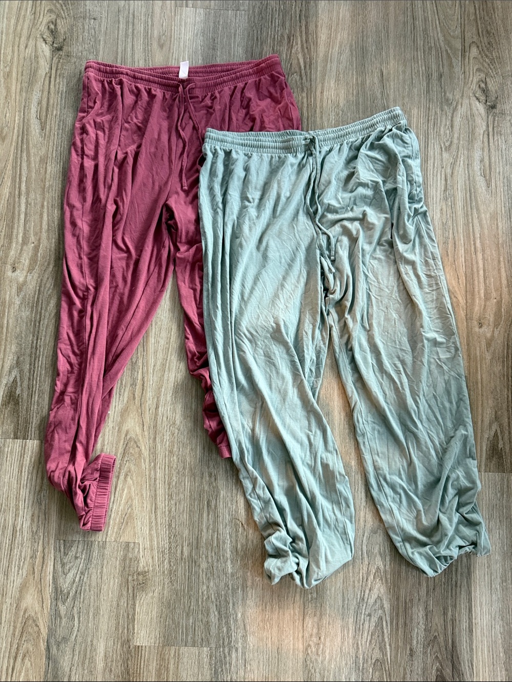Auden Maternity Joggers in Mauve and Sage size L